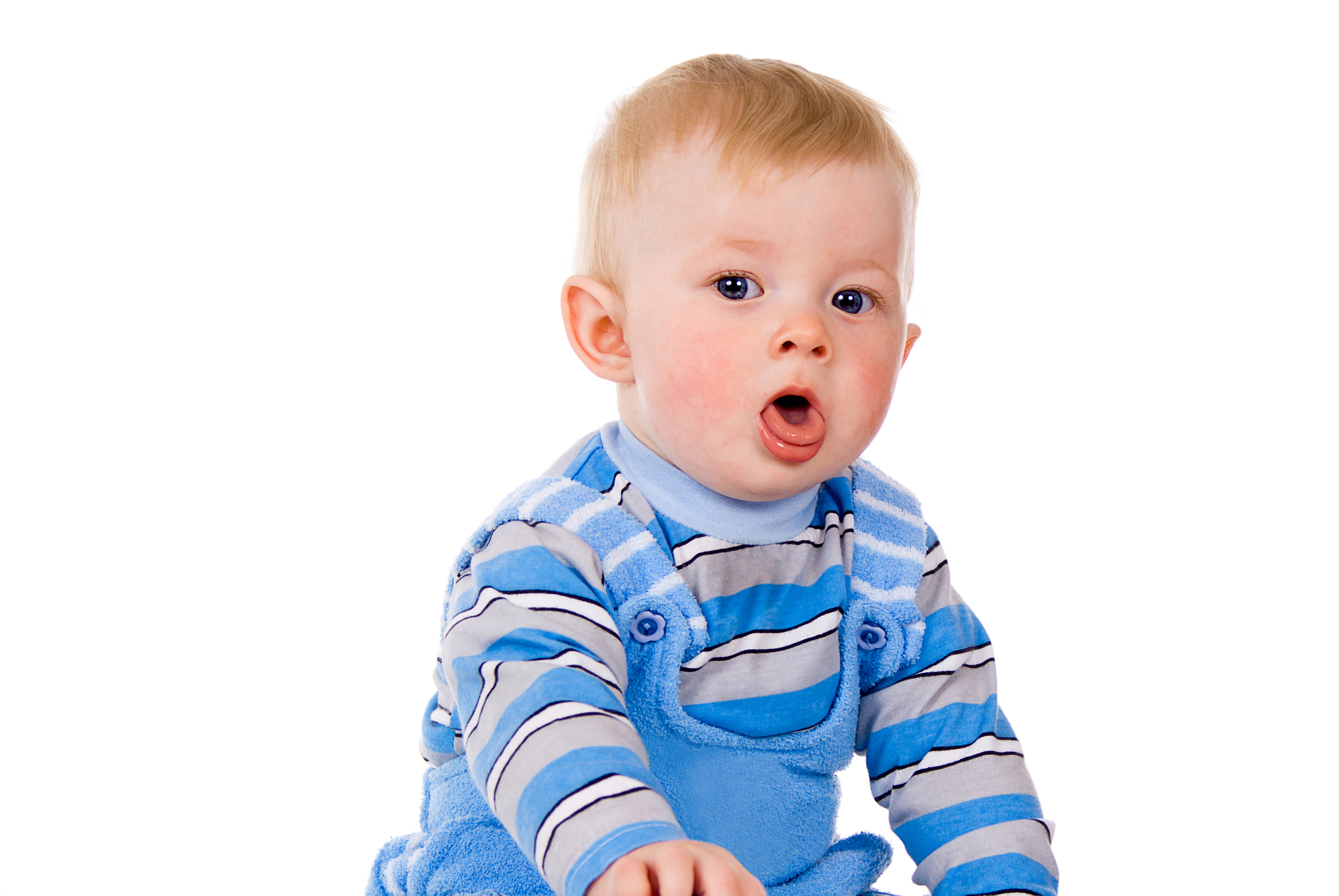 1 5 месяца ребенку кашель. Ребенок кашляет. Ребенок. Кашель у ребенка. Годовалый ребенок.
