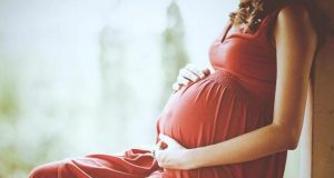 Το ανεξέλεγκτο άσθμα της μητέρας κατά τη διάρκεια της εγκυμοσύνης μπορεί να αυξήσει τον κίνδυνο άσθματος για το παιδί.